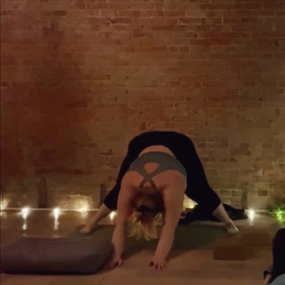 Meet your Posher, Danielle - Picture 6 of 7